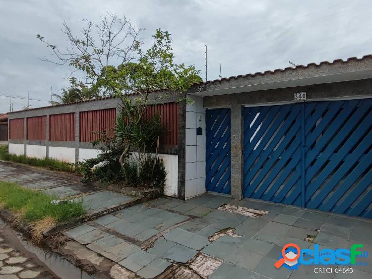 CASA 3 SUÍTES-CHURRASQUEIRA-JARDIM-550 M DA PRAIA-ITANHAÉM