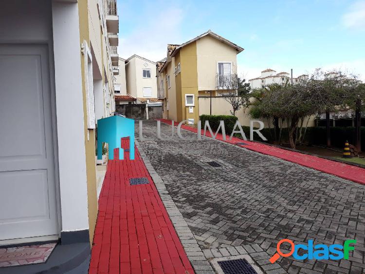 Casa em condominio no Horto do Ypê com 3 dorms - 136 m²