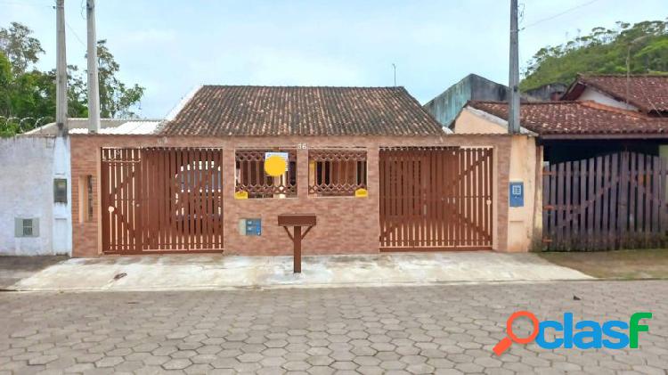 Casa geminada com 4 quartos, 300m², à venda em