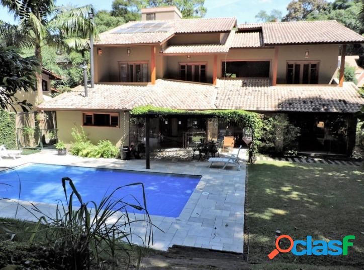 Forest Hills - Casa especial com piscina, gourmet e natureza