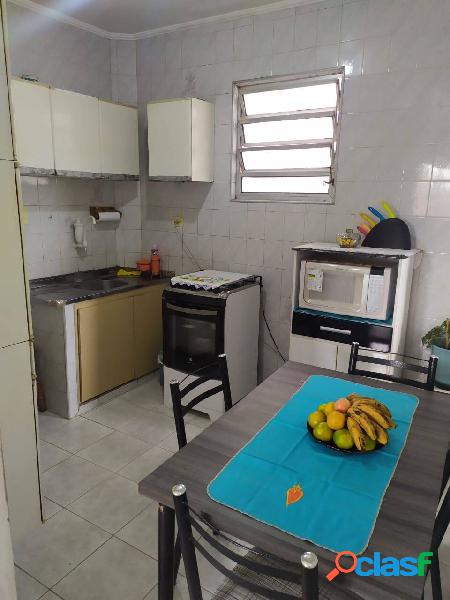 Apartamento de 2 dormitórios Vila Valença condominio Baixo
