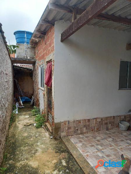 CASA À VENDA DE 1 QUARTO COM SUÍTE NO BAIRRO FLUMINENSE