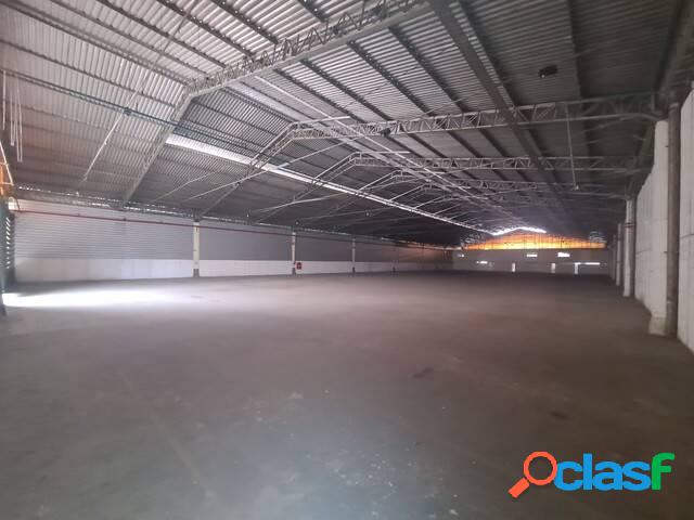 Galpão nível 04, 3.000 x 6 mil M². Docas com entrada