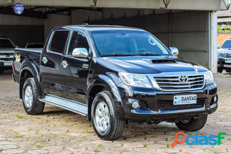 TOYOTA HILUX CD SRV D4-D 4X4 3.0 TDI DIESEL AUT PRETO 2015