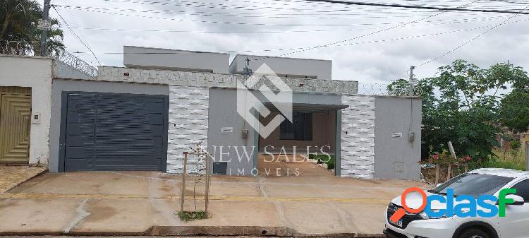 Linda casa com 3 quartos sendo 1 no Residencial Canada