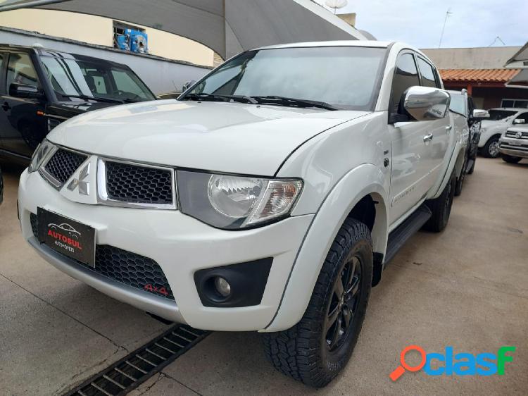 MITSUBISHI L200 TRITON HPE 3.2 CD TB INT.DIESEL AUT BRANCO