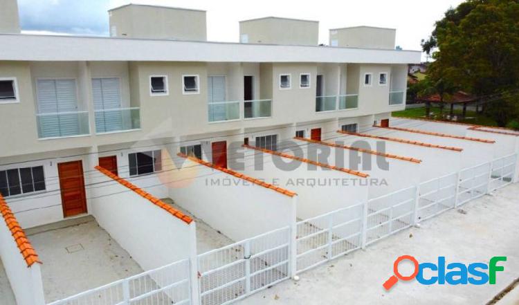 Sobrado com 2 dormitórios à venda, 75 m² por R$