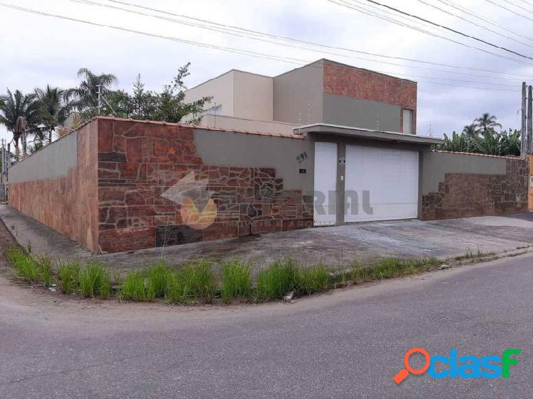 Sobrado com 6 dormitórios à venda, 350 m² por R$