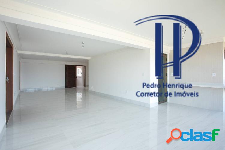 Apartamento de Luxo no Bairro dos Estados