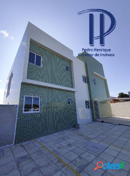 Apartamento em Mangabeira com Área externa em "I"