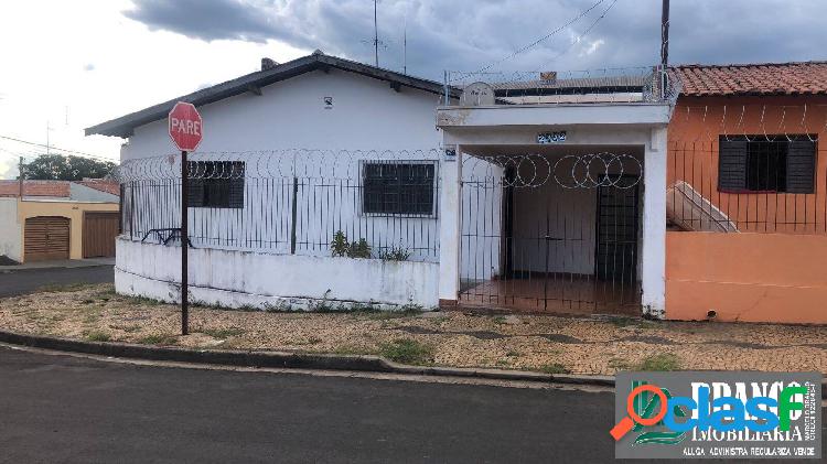 VENDE CASA - PARQUE UNIVERSITÁRIO !!!