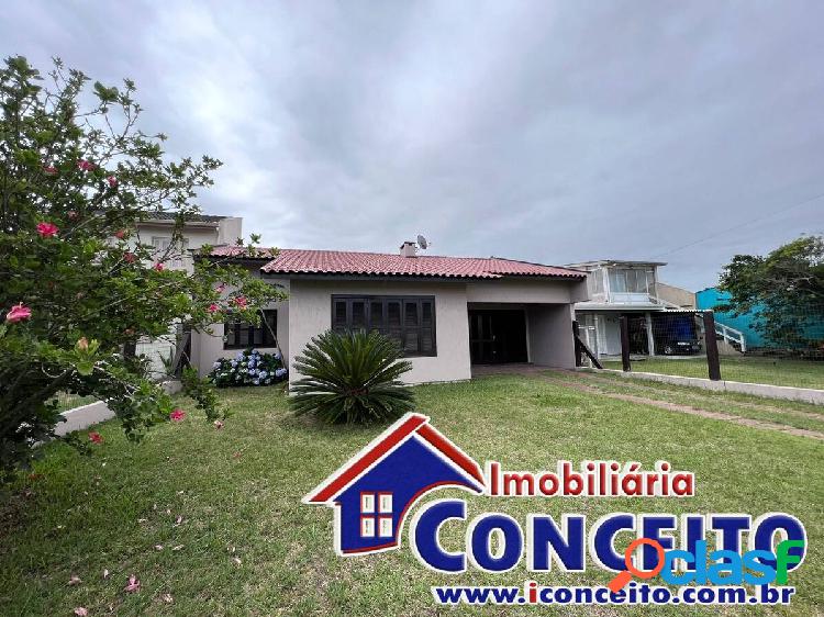 C801 - Excelente residência com 3 dormitórios no