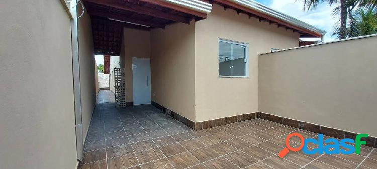 Casa na praia, com 3 dormitórios, piscina, em Itanhaém,