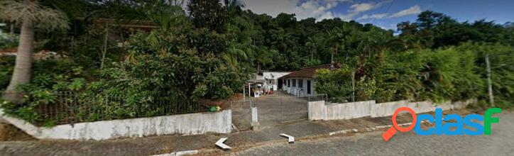 Área de 8.493,50m² em Rio Pequeno - Camboriú