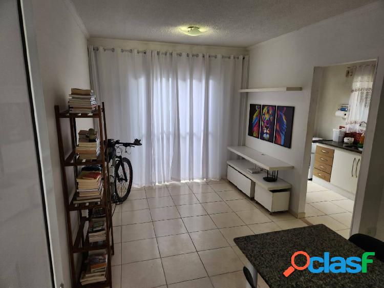 Casa com 03 dormitórios em Condomínio Terra Nova