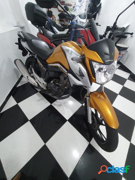 HONDA CG 160 TITAN FLEXONEED.ESPECIAL 40 ANOS DOURADO 2022