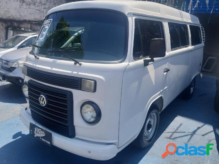 VOLKSWAGEN KOMBI STANDARD 1.4 MI TOTAL FLEX 8V BRANCO 2013