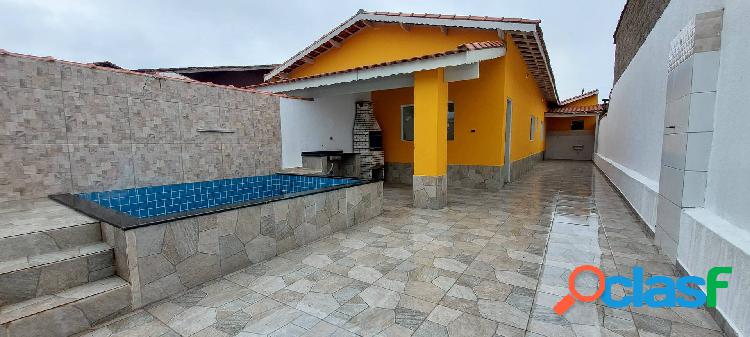 Casa com piscina, 2 dormitórios em Mongaguá, R$ 285 mil,
