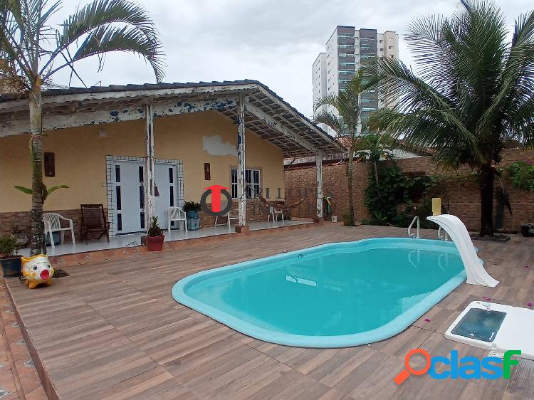 Lote inteiro - Lado Praia - Piscina - 4 Dorm sendo 3 Suítes