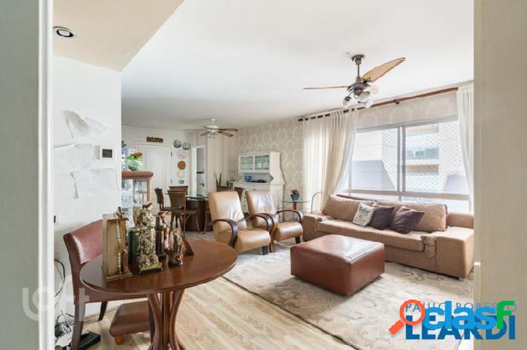 Apartamento com 4 quartos, 146m², à venda em São Paulo,