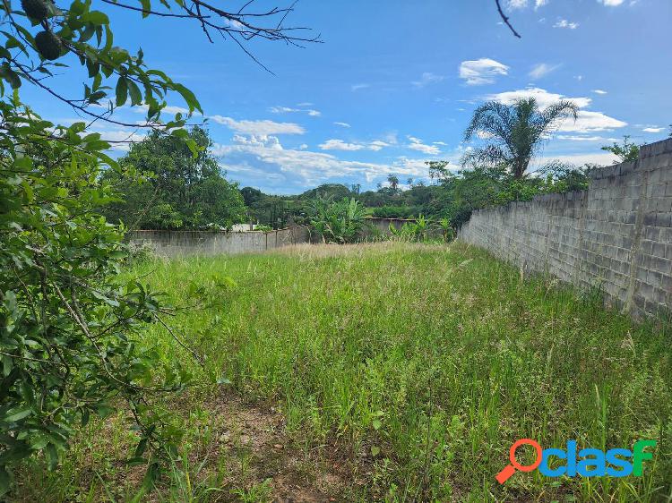 Chácara de 1.000 m² em Artur Nogueira - SP