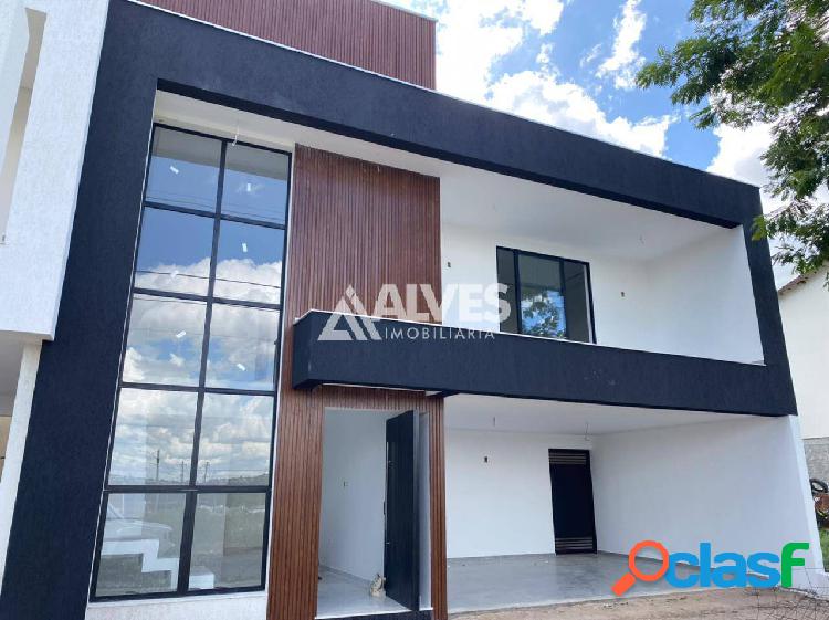 CASA COM 4 SUÍTES EM CONDOMÍNIO CLUBE