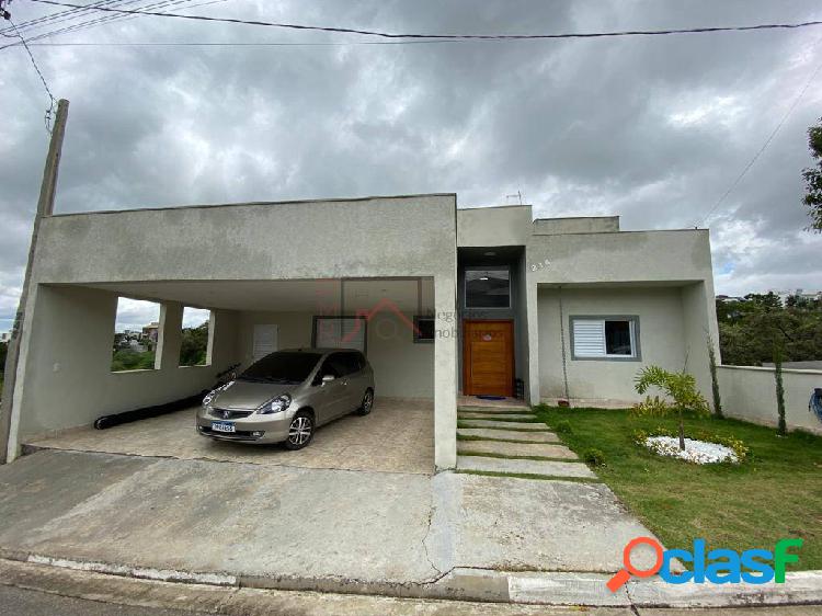 Casa 3 Dormitórios 246m² AC R$900.000,00 Residencial