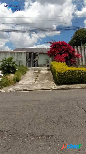 Casa com dois quartos no Bairro Alto Curitiba