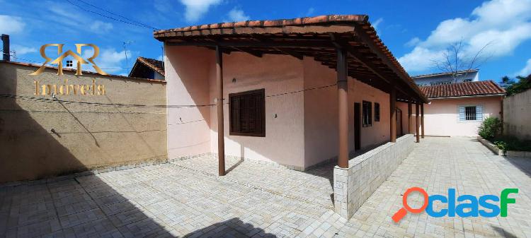 Casa com edícula no Suarão em Itanhaém-SP