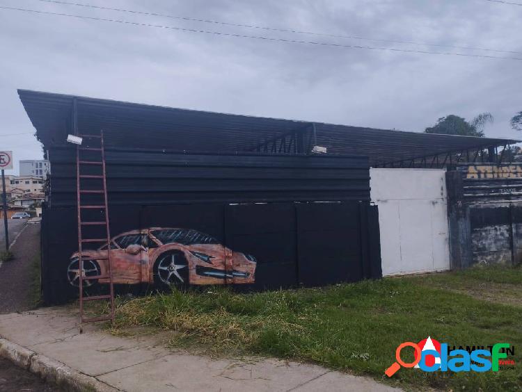 Lote em excelente localização no Bairro de Lourdes.