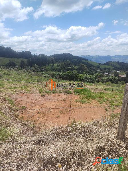 VENDE-SE TERRENO COM EXCELENTE TIPOGRAFIA NO COLINAS
