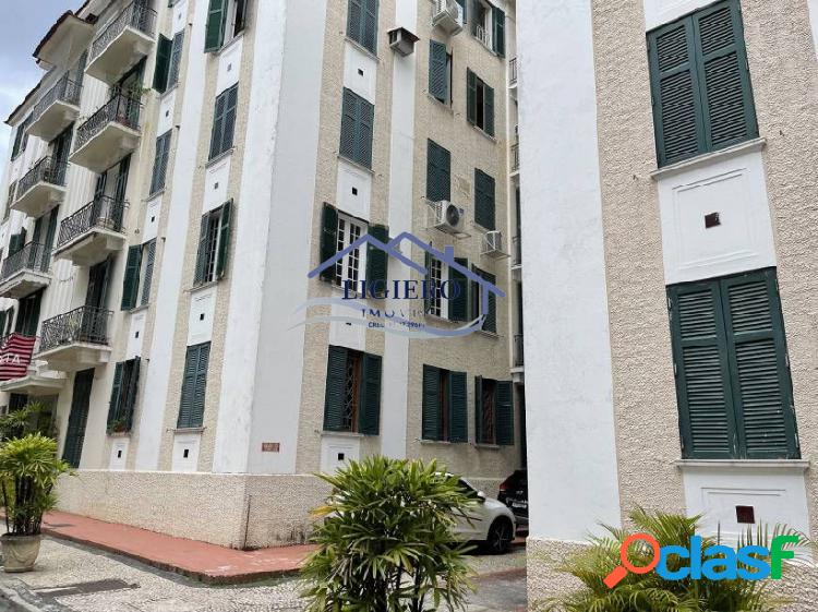 Apartamento com 4 quartos, 217m², à venda em Rio de