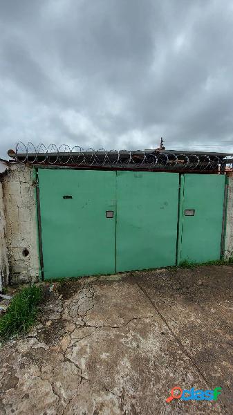 ALUGA - SE CASA NO PARQUE PROGRESSO