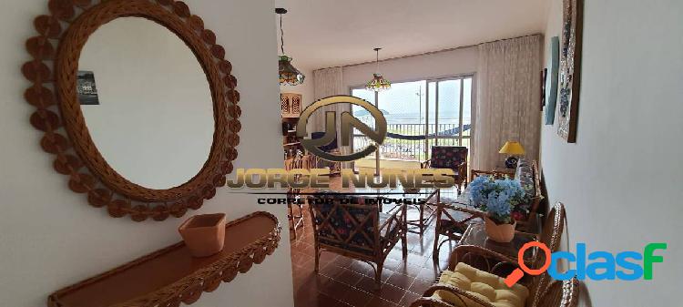 Apartamento com frente para o Mar