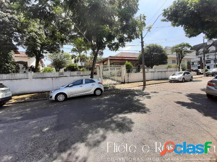 Casa para venda no Jardim Esplanada com terreno de 1.000m².