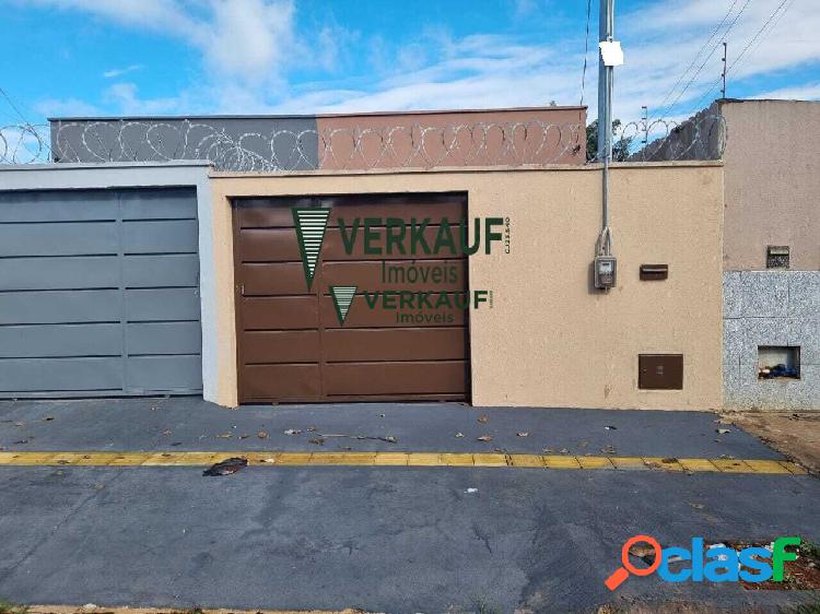 Casa à venda no bairro Jardim das Rosas - Goiânia/GO