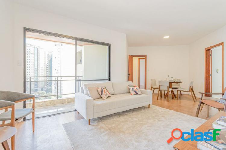 Apartamento com 3 quartos, 132m², à venda em São Paulo,