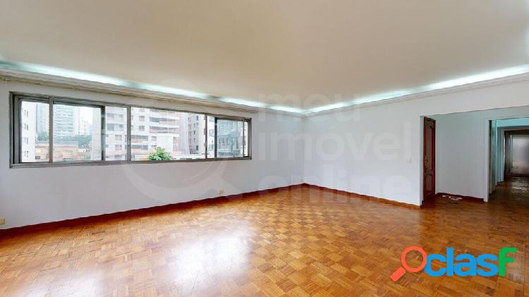 Apartamento com 3 quartos, 152m², à venda em São Paulo,