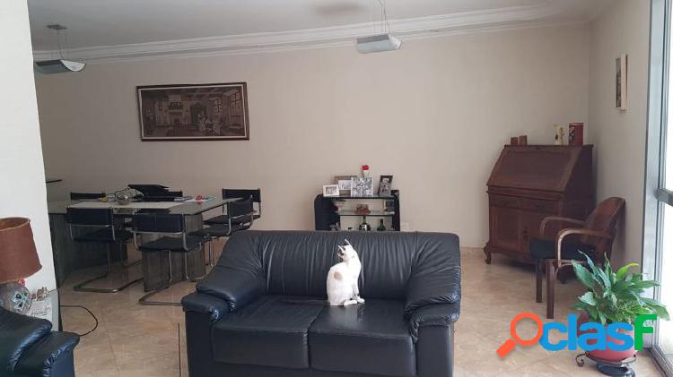 Apartamento com 4 quartos, 196m², à venda em São Paulo,