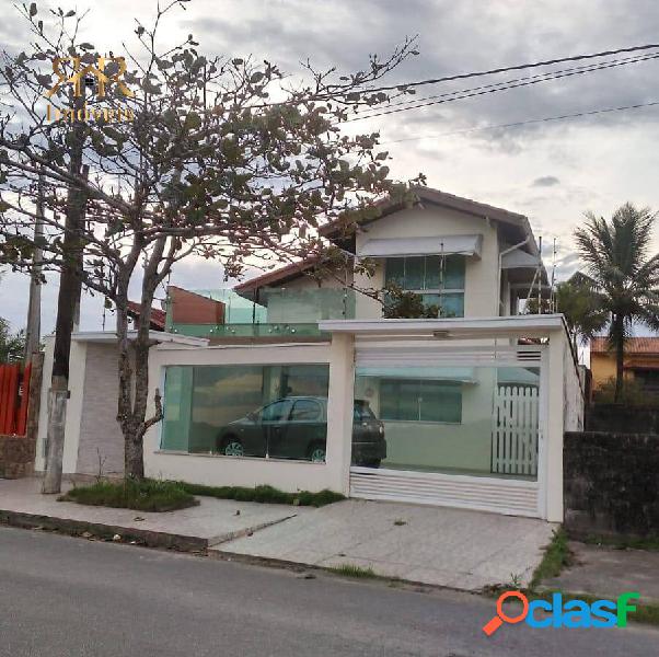 Casa pé na areia no Tupy em Itanhaém-SP