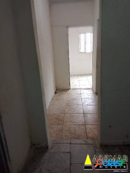 casa de 3 comodos pra alugar na av alda