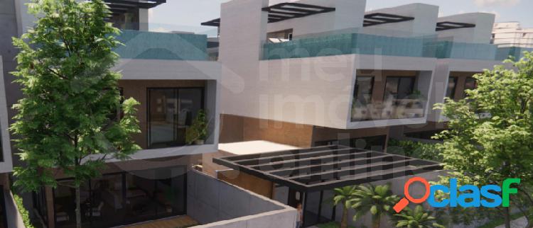 com 3 quartos, 680m², à venda