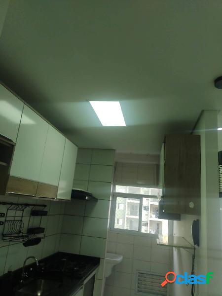 Apartamento com 2 dormitórios, sendo 1 suite, sacada -