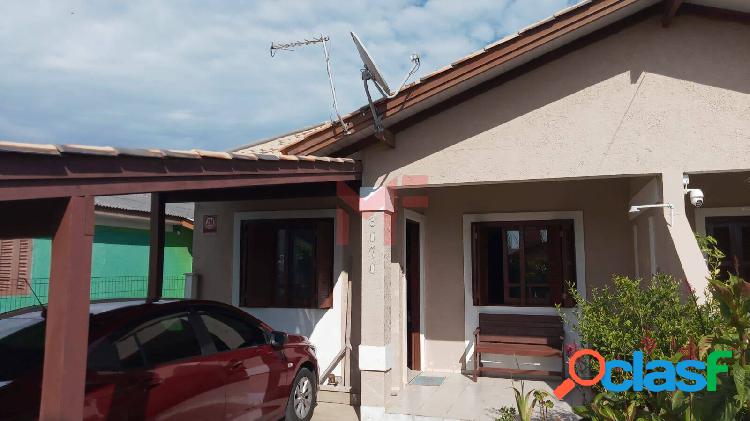 CASA A VENDA EM CAPÃO NOVO, MOBILIADA E COM ANEXO!