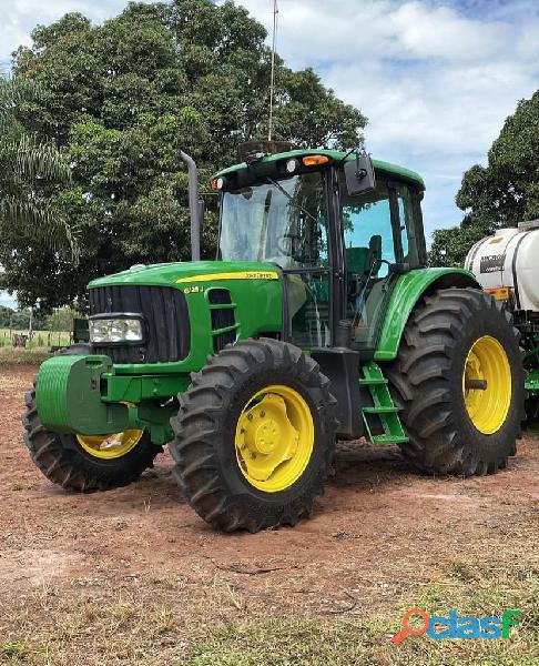 Trator John Deere 6125J