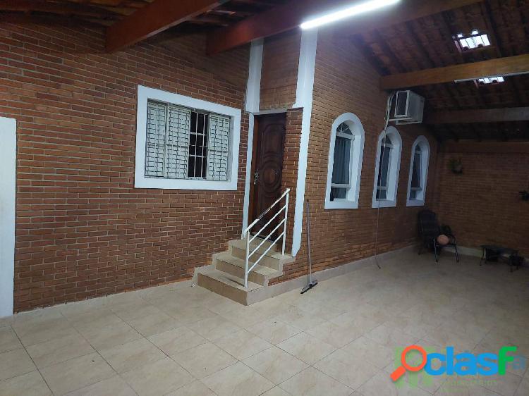 CASA NO JD PRESIDENTE DUTRA