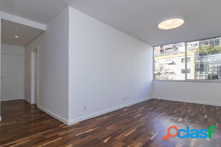 APARTAMENTO Á VENDA COM 86 m² DE ÁREA ÚTIL NA BELA VISTA