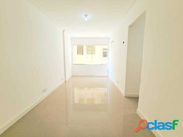 Apartamento com 2 quartos+dep. para venda rua Laranjeiras,