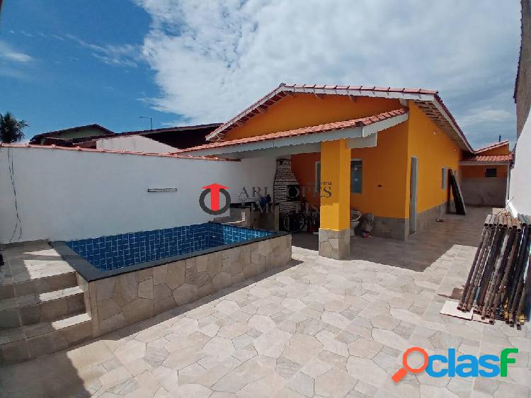 Casa a venda com piscina nova - Lado morro - Aqui tem