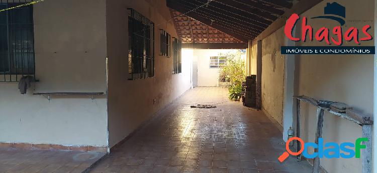 Casa com edícula no Jardim Terralão em Caraguatatuba